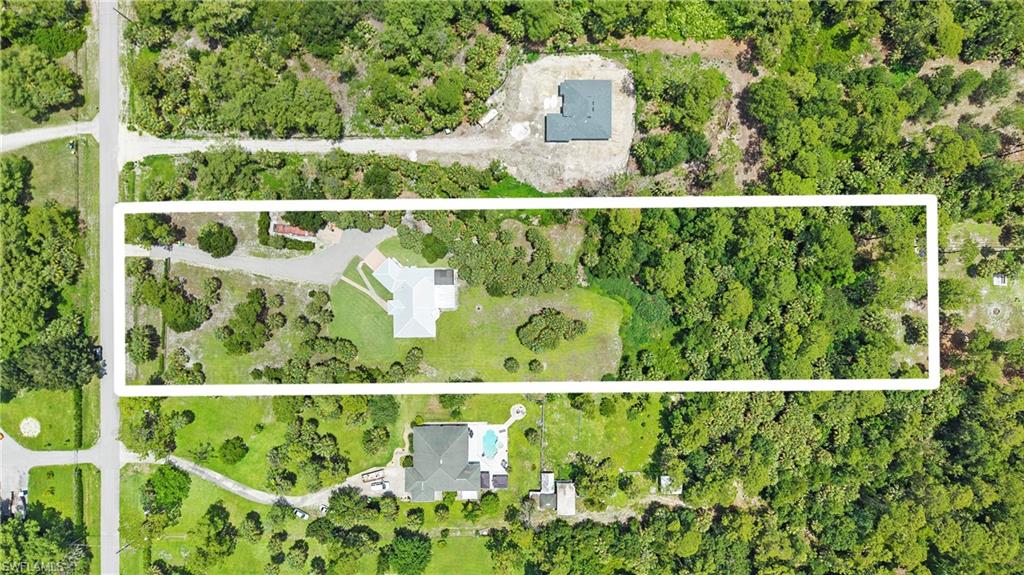 556 6th Street Southeast Naples, FL 34117 - Photo 4 of 47