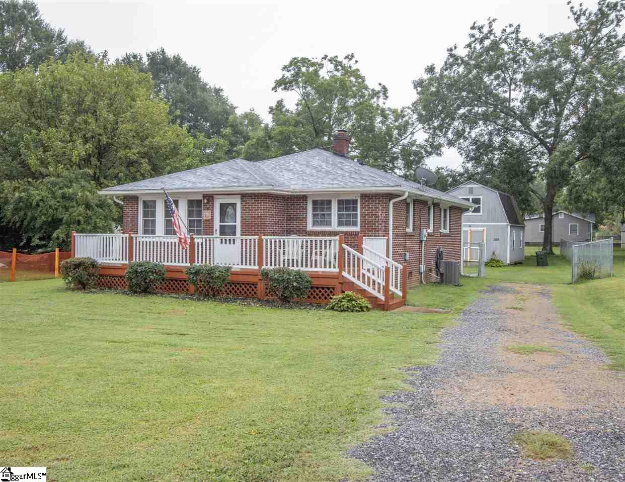 108 Bennett Street Greer, SC 29651 - Photo 12 of 16 Gallery Image 12