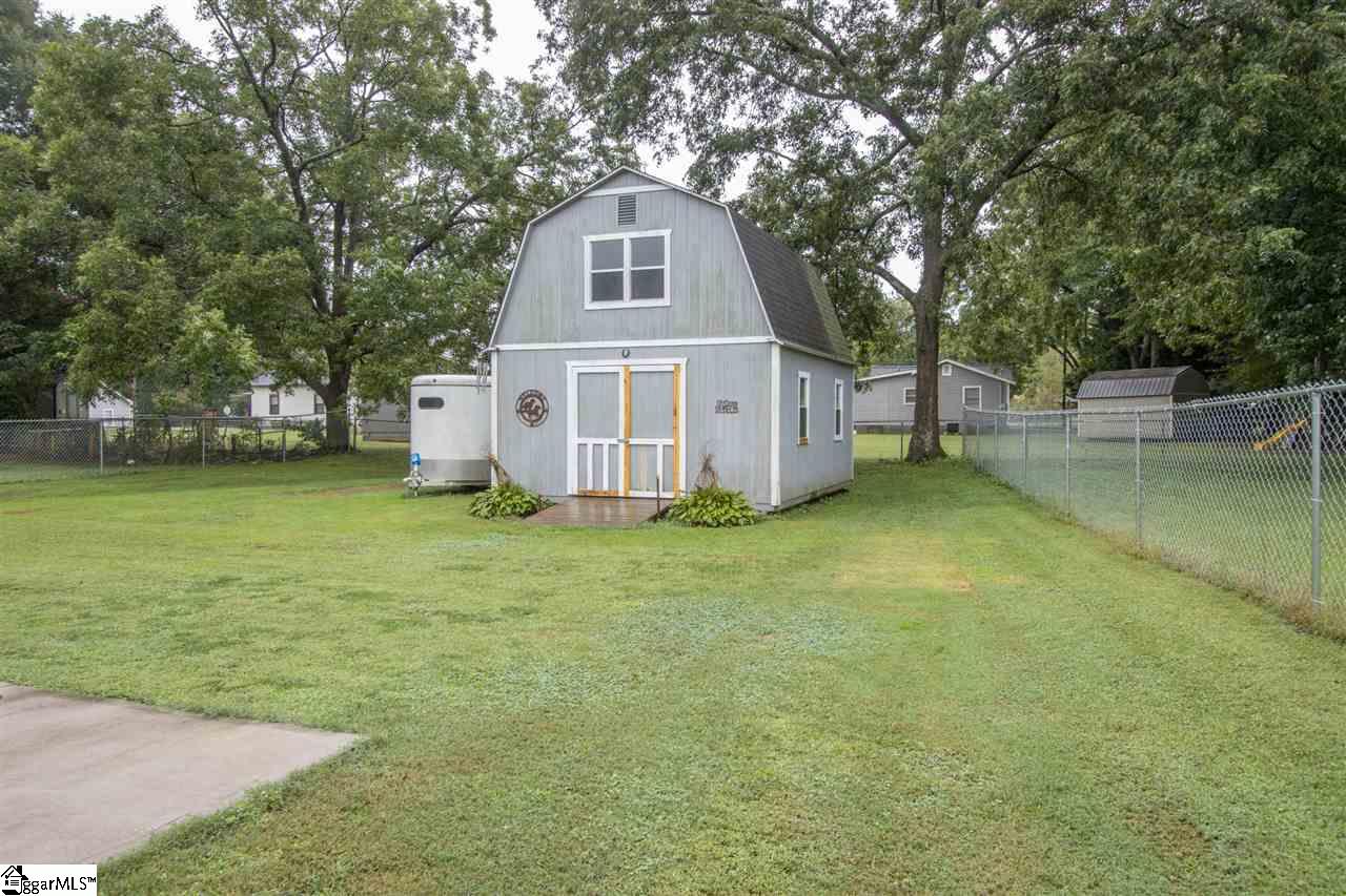 108 Bennett Street Greer, SC 29651 - Photo 14 of 16 Gallery Image 14