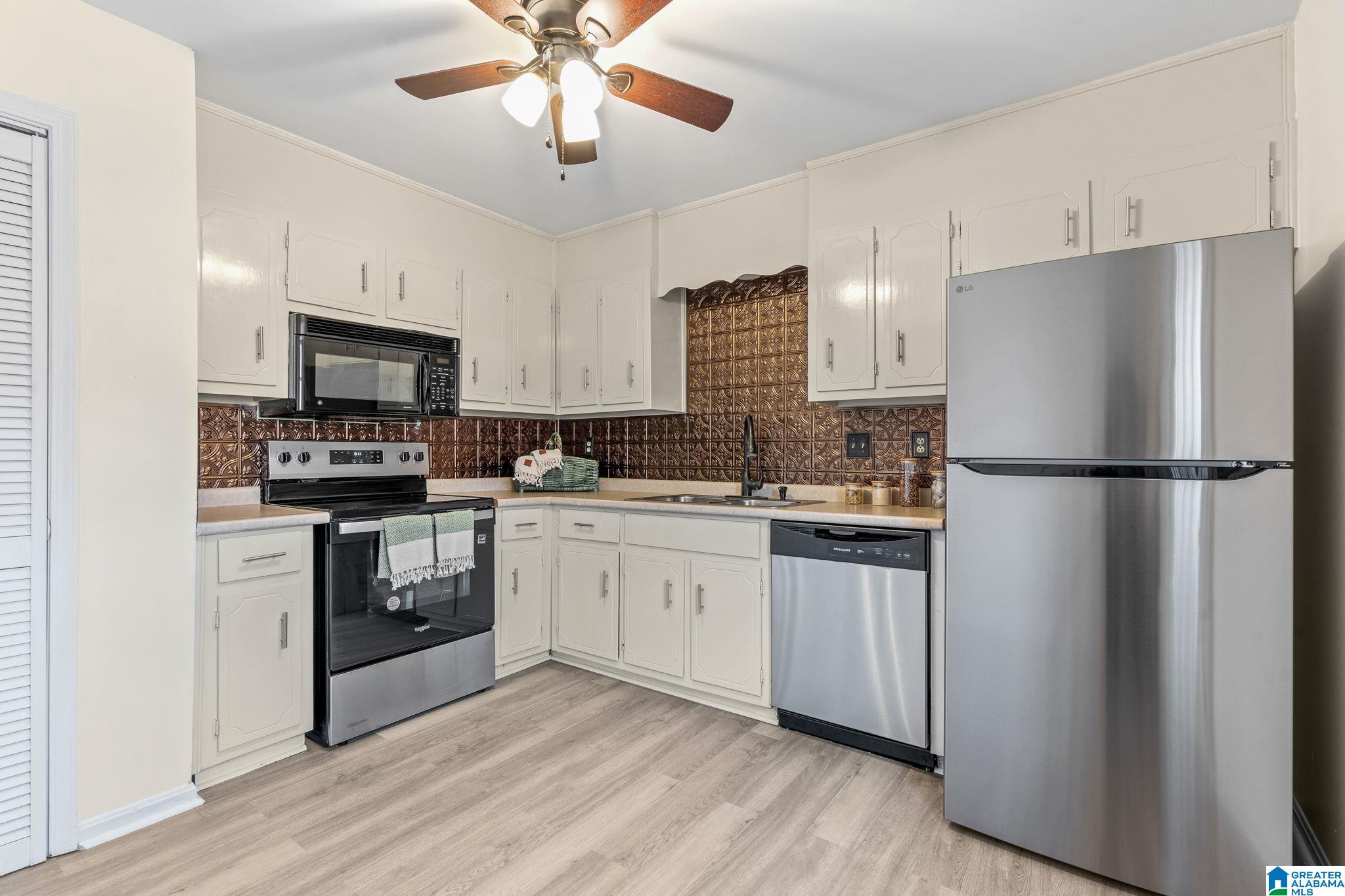 5268 Dresden Road Birmingham, AL 35210 - Photo 10 of 34