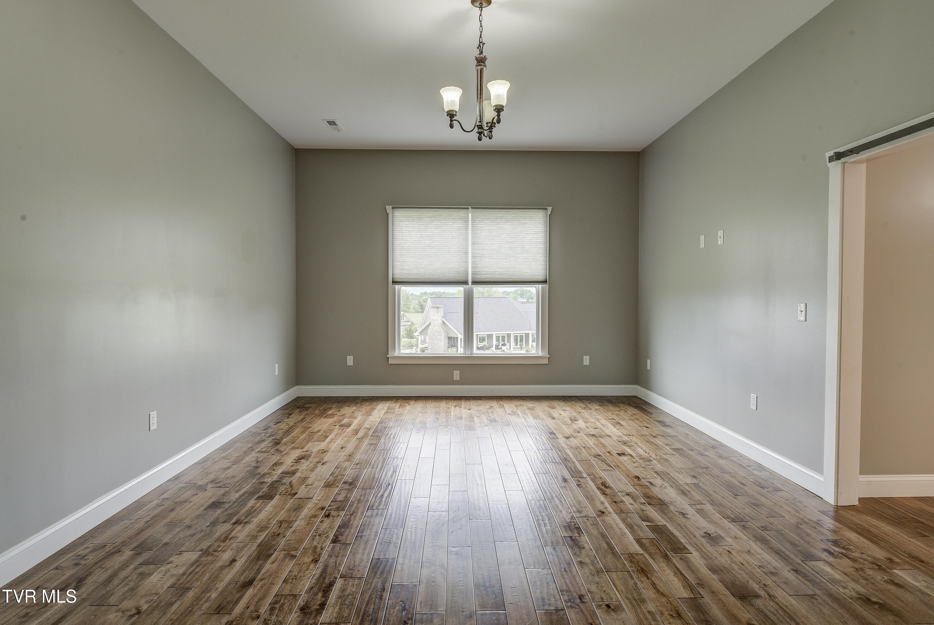 2220 Old Tusculum Road Greeneville, TN 37745 - Photo 24 of 66 Tusculum-INTERIOR-18