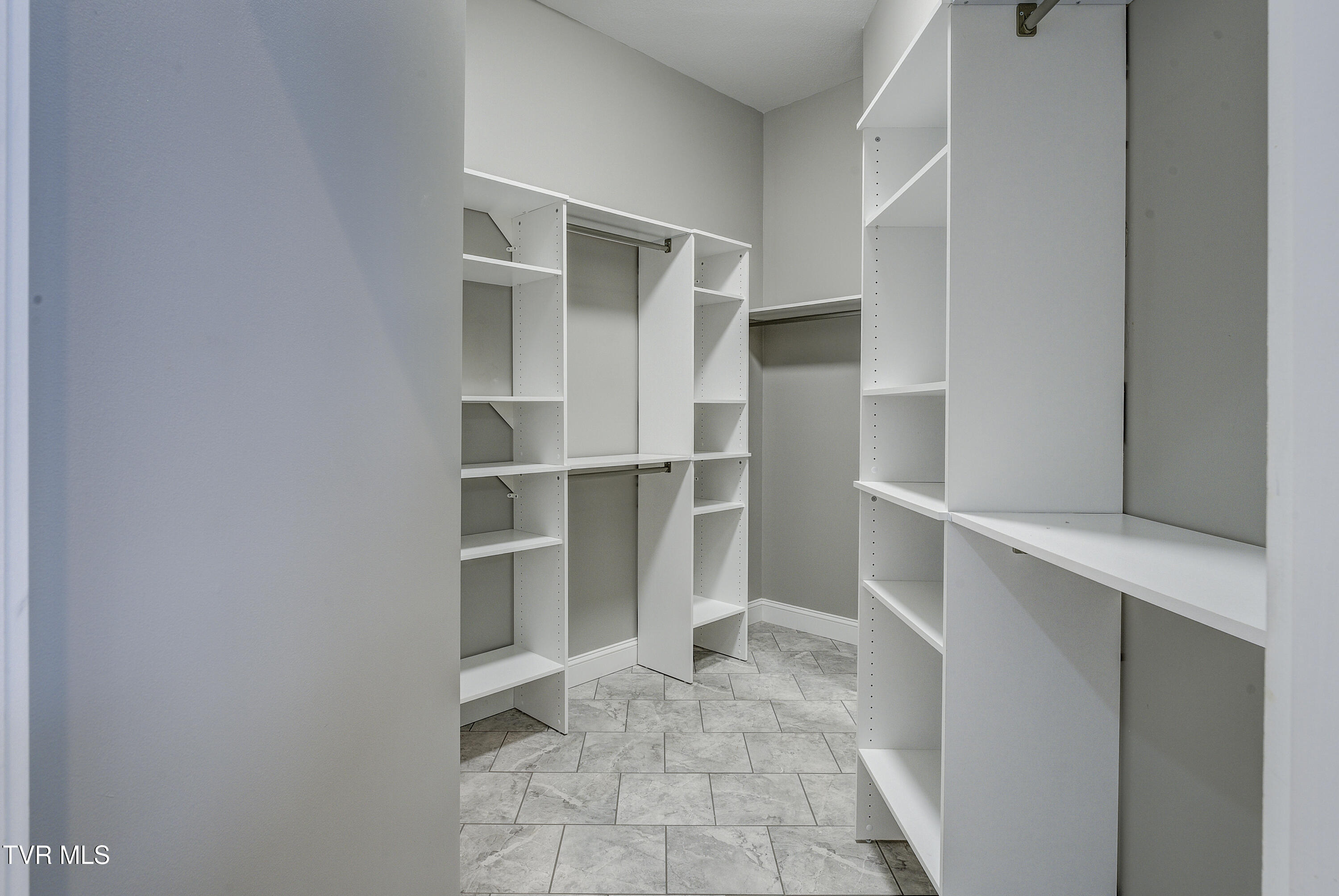 2220 Old Tusculum Road Greeneville, TN 37745 - Photo 28 of 66 Tusculum-INTERIOR-22