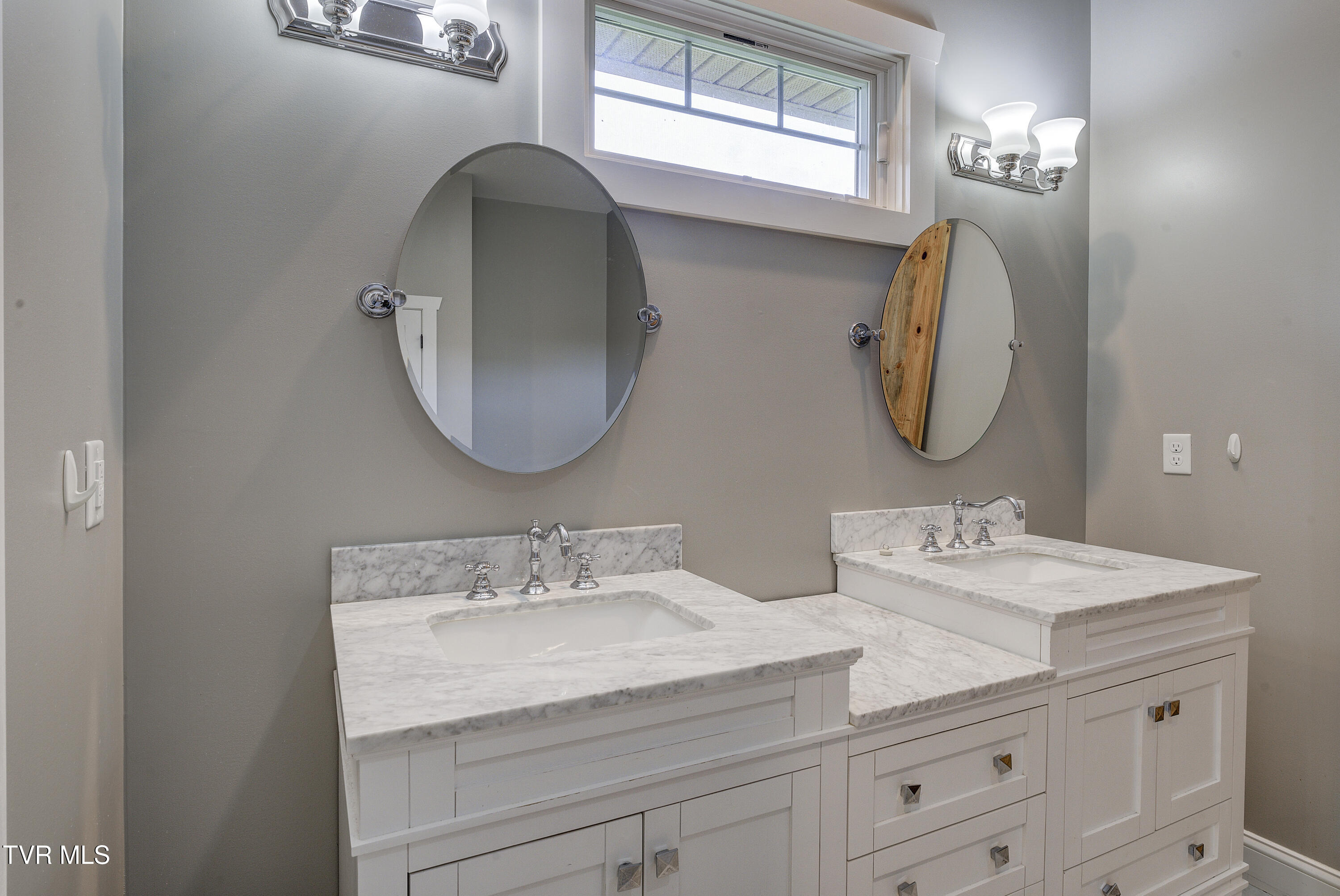 2220 Old Tusculum Road Greeneville, TN 37745 - Photo 29 of 66 Tusculum-INTERIOR-23