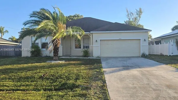 $2,500 | 1010 Southwest Dubuque Avenue, Port St. Lucie, FL 34953