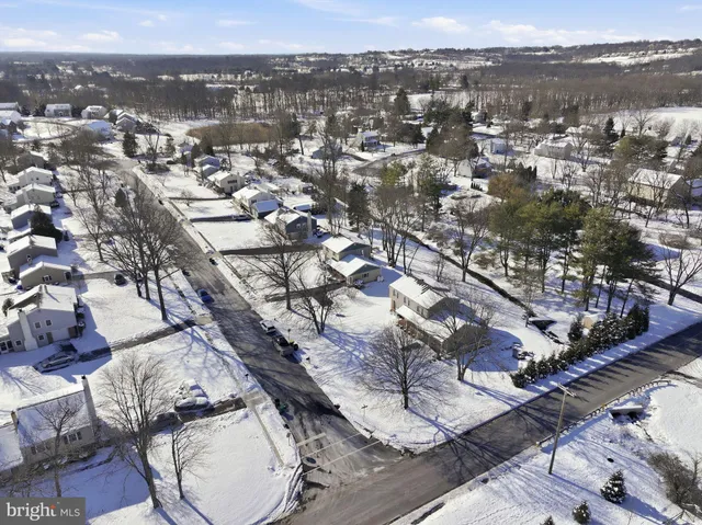 $574,900 | 5 Brook Lane, Chalfont, PA 18914