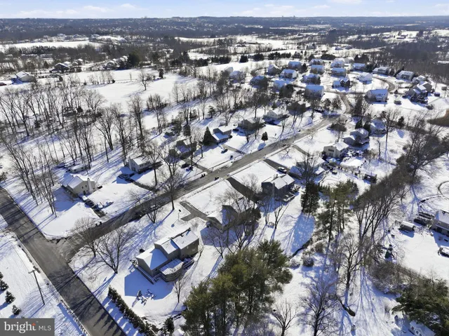 $574,900 | 5 Brook Lane, Chalfont, PA 18914