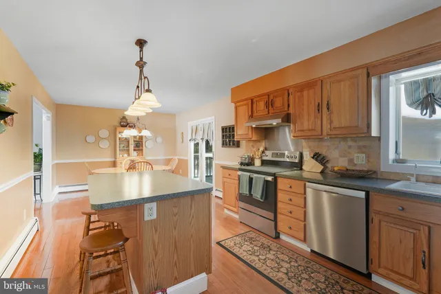 $574,900 | 5 Brook Lane, Chalfont, PA 18914