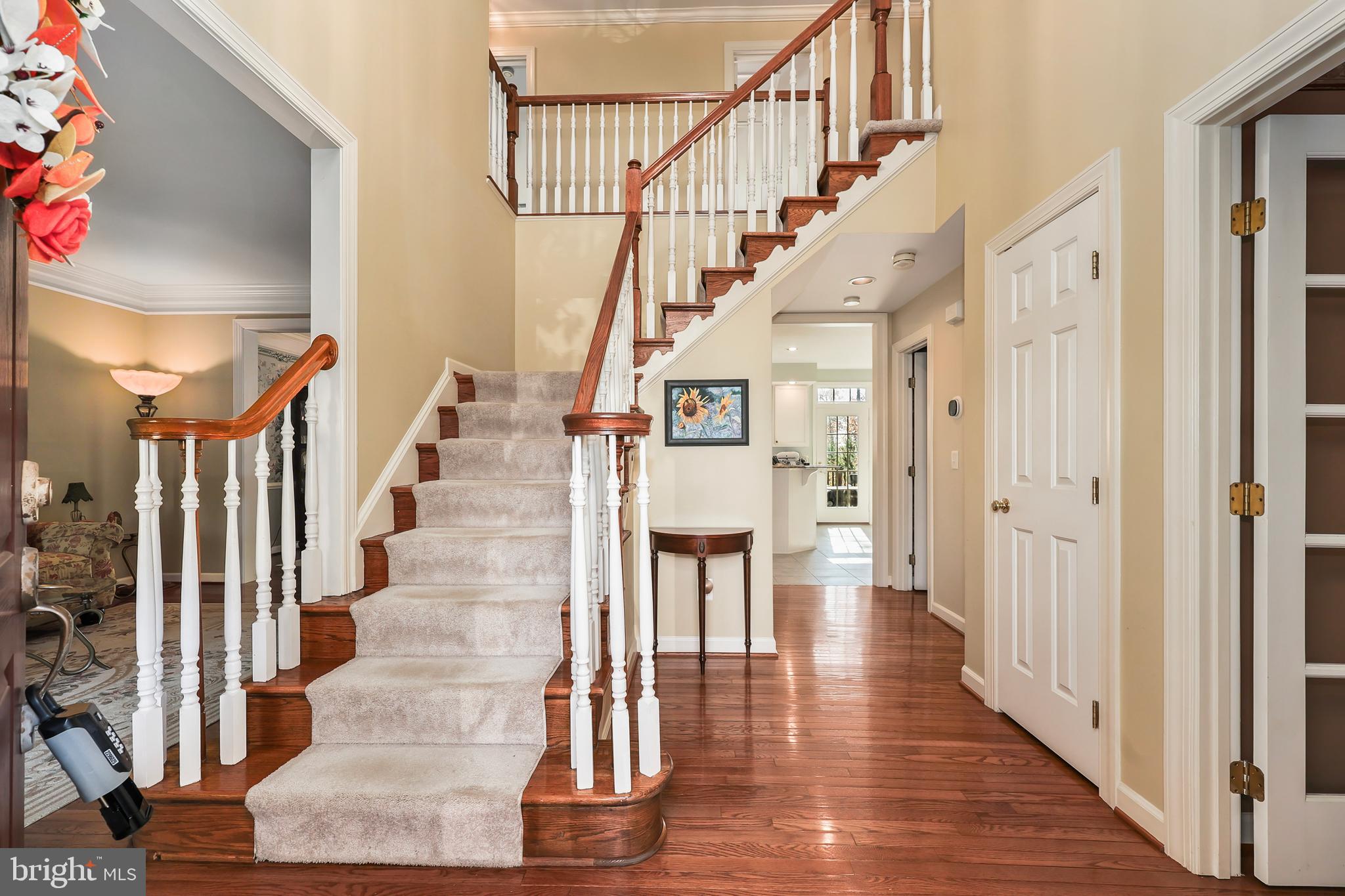 14257 Clubhouse Road Gainesville, VA 20155 - Photo 12 of 69 Beautiful woodwork throughout!