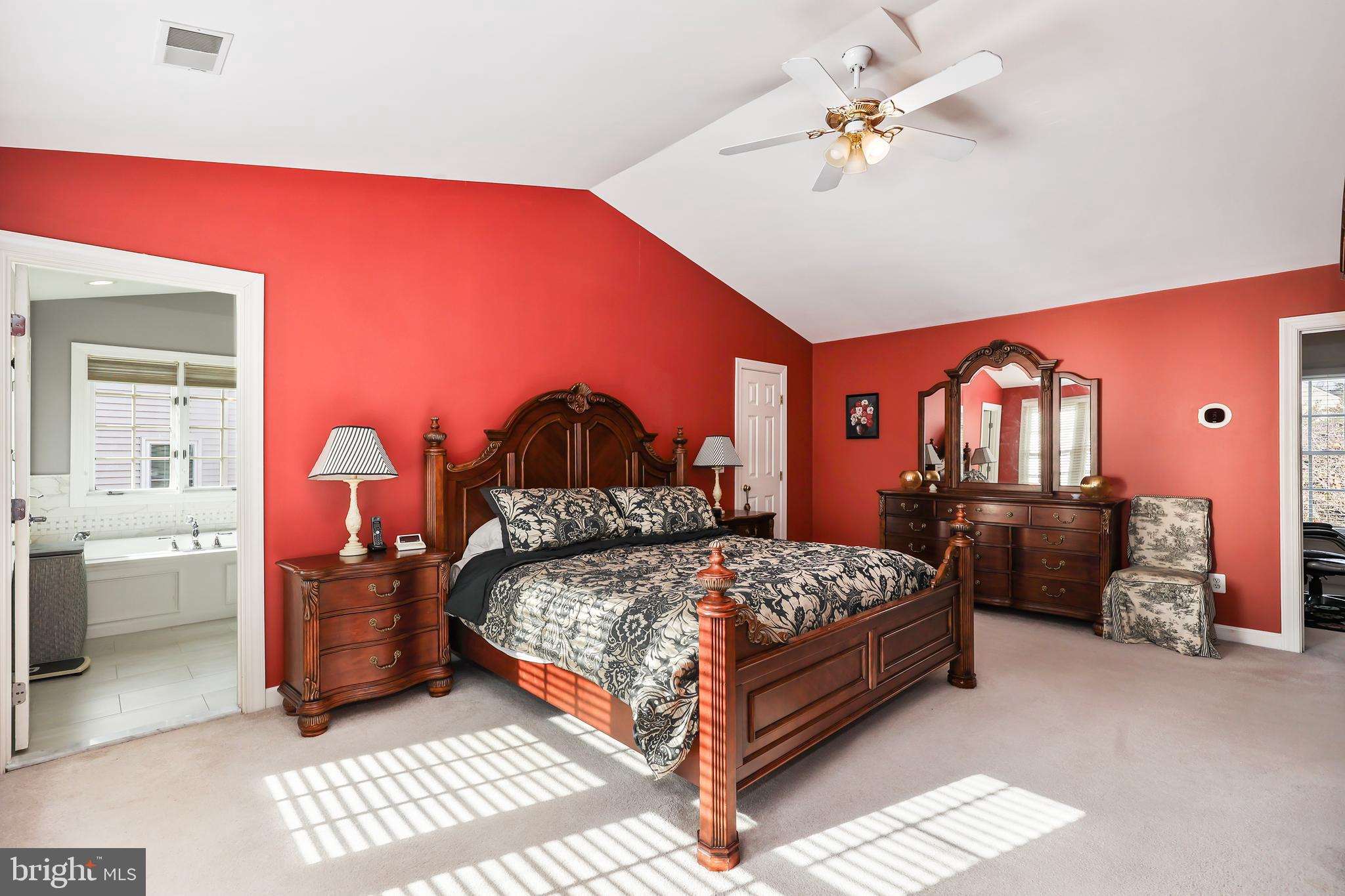 14257 Clubhouse Road Gainesville, VA 20155 - Photo 37 of 69 Primary suite.