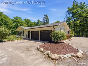 670 West Snell Road Rochester, MI 48306 - Photo 45 of 76
