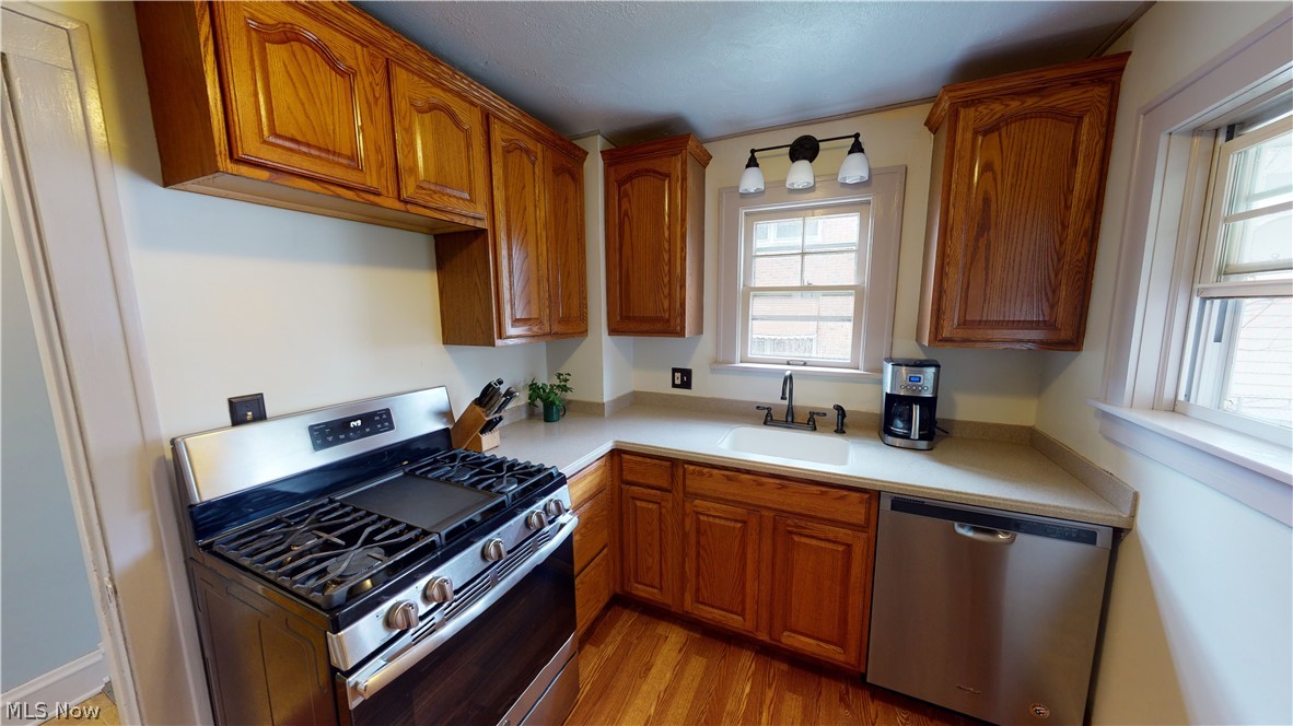 1499 Genesee Road South Euclid, OH 44121 - Photo 7 of 17