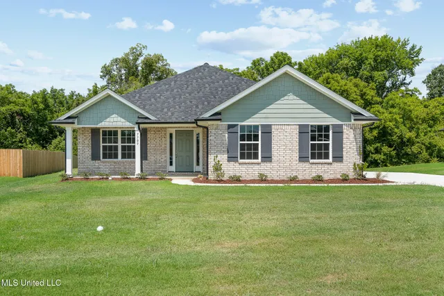 $342,250 | 7709 Mary McCoy Drive, Horn Lake, MS 38637