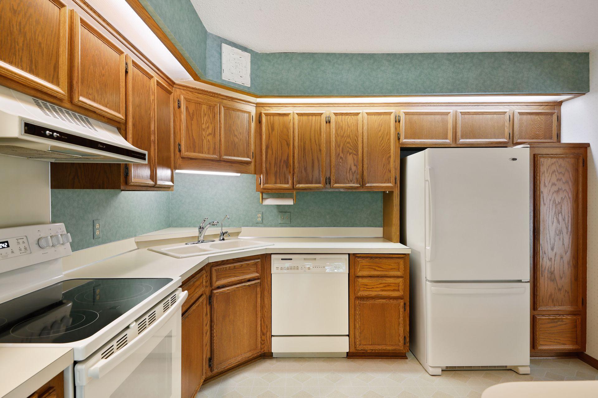 9351 Nesbitt Road Bloomington, MN 55437 - Photo 11 of 30 Gallery Image 11