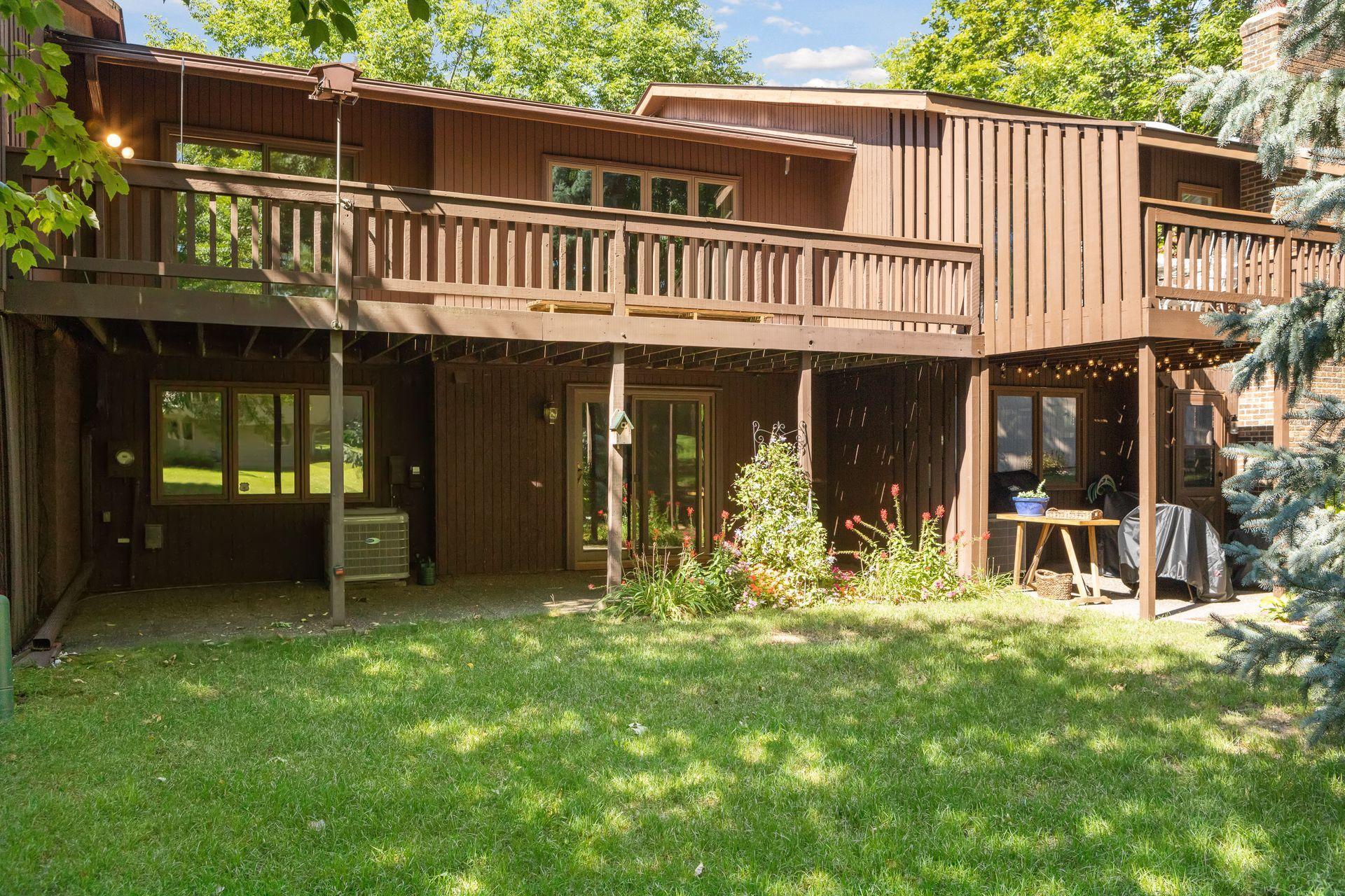 9351 Nesbitt Road Bloomington, MN 55437 - Photo 26 of 30 Gallery Image 26