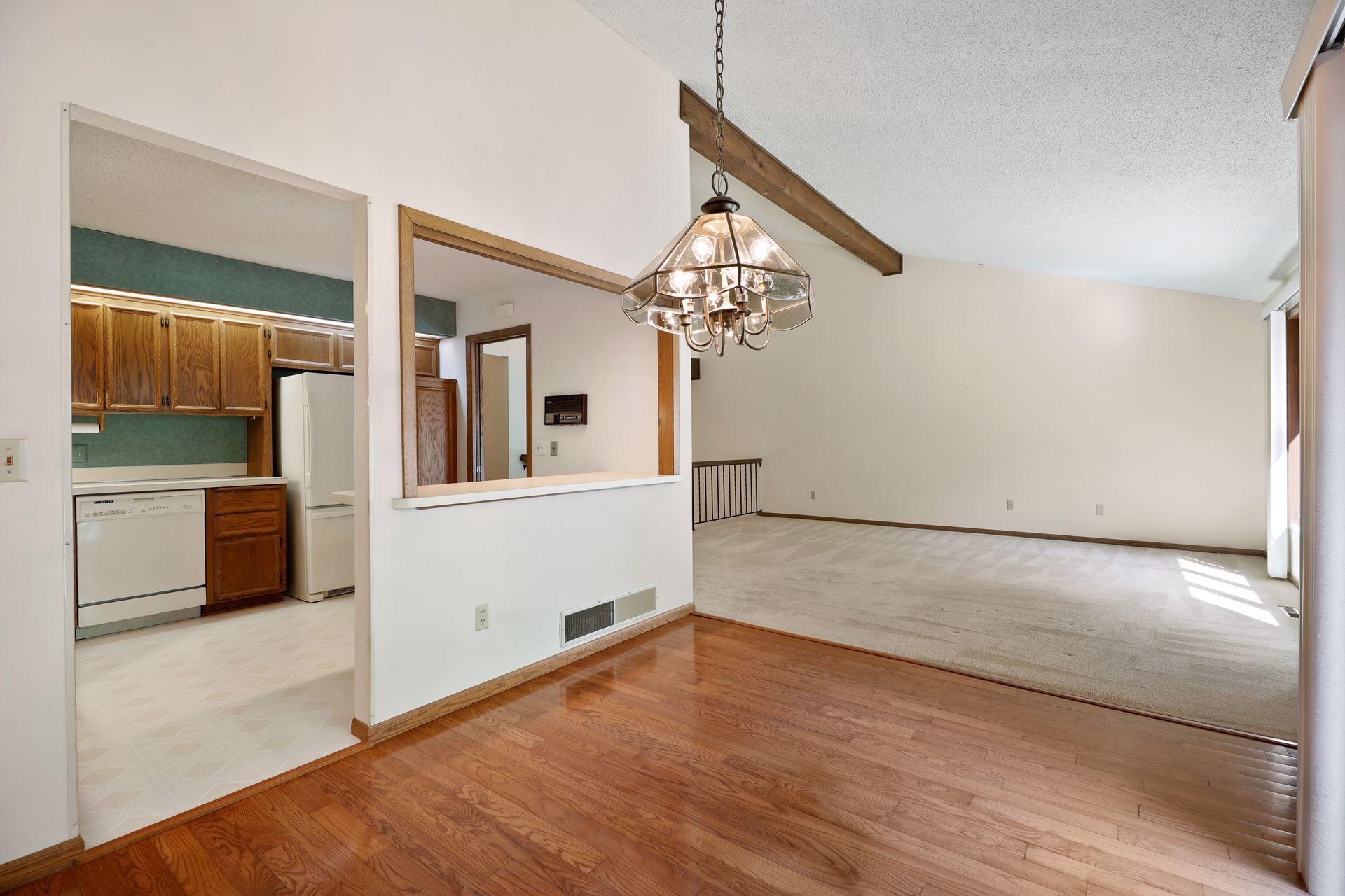 9351 Nesbitt Road Bloomington, MN 55437 - Photo 8 of 30 Gallery Image 8