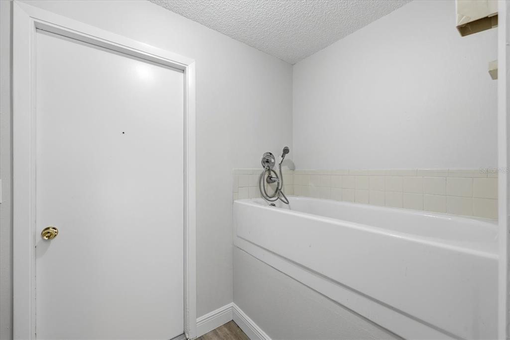 8132 Perth Drive Largo, FL 33773 - Photo 37 of 40