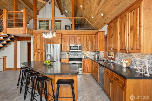 $3,995,000 | 101 Gold Hill Road East, Enumclaw, WA 98022
