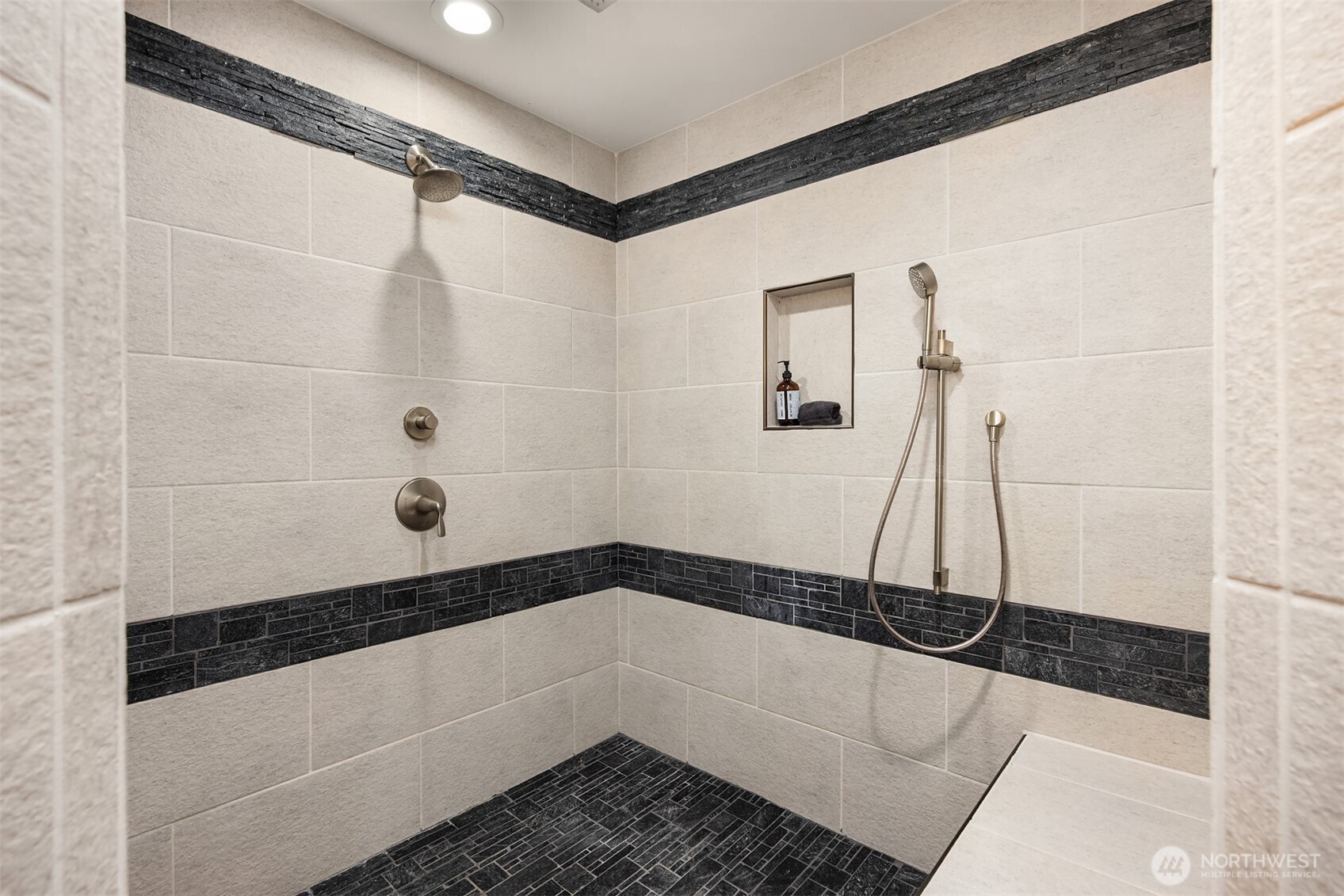 101 Gold Hill Road East Enumclaw, WA 98022 - Photo 21 of 37