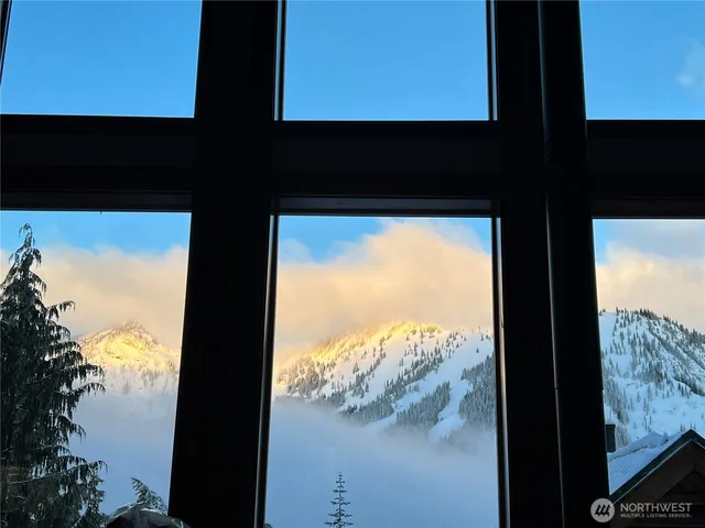 $3,995,000 | 101 Gold Hill Road East, Enumclaw, WA 98022