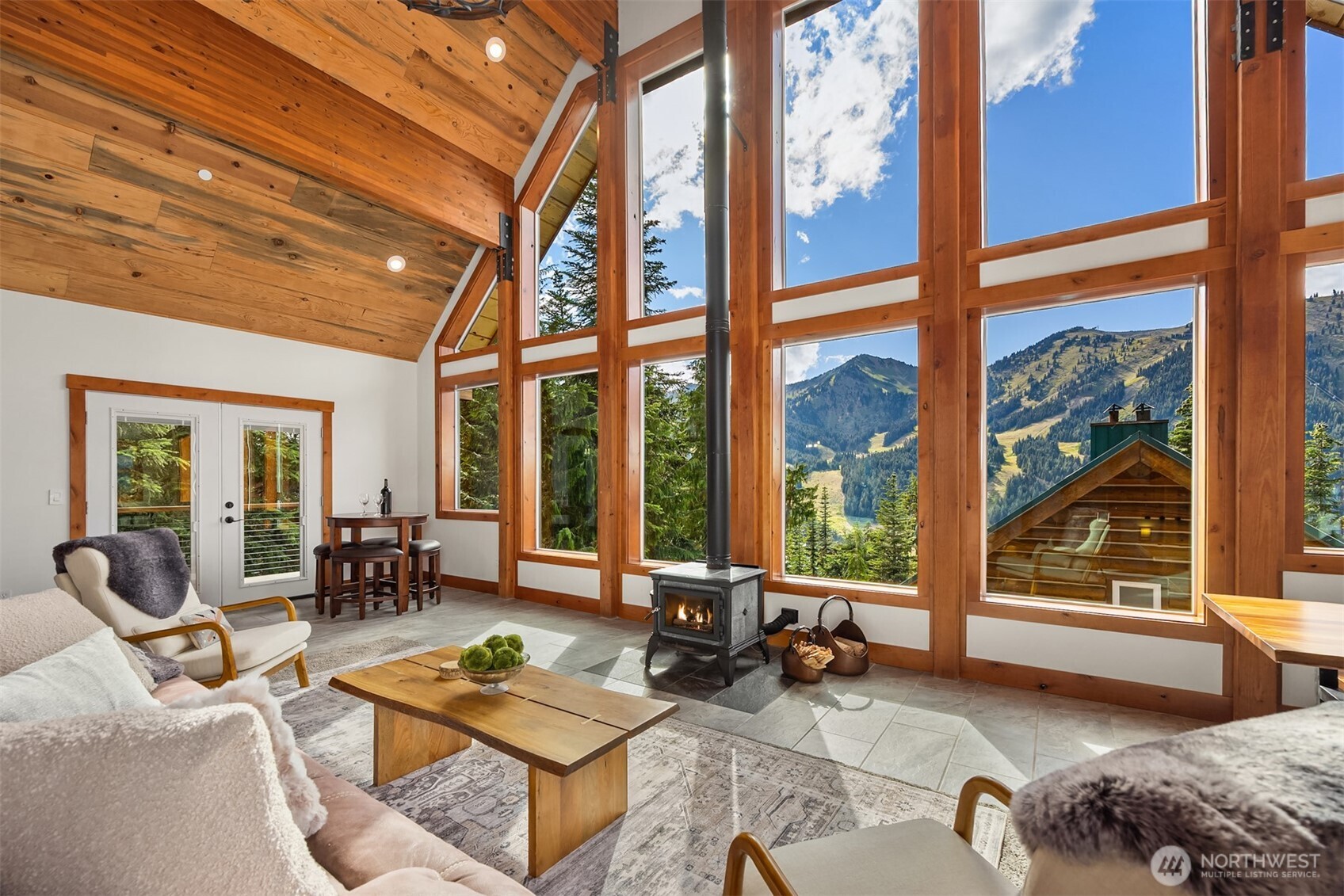 101 Gold Hill Road East Enumclaw, WA 98022 - Photo 8 of 37