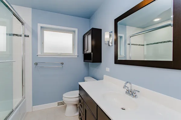 $439,000 | 9235 North Kildare Avenue, Skokie, IL 60076
