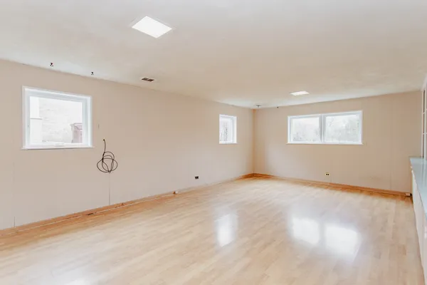 $439,000 | 9235 North Kildare Avenue, Skokie, IL 60076
