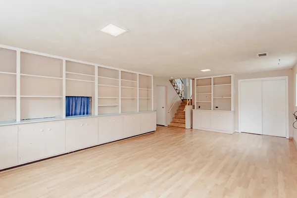 $439,000 | 9235 North Kildare Avenue, Skokie, IL 60076