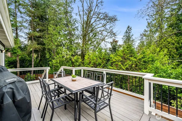 $7,500 | 8402 Southeast 53rd Place, Mercer Island, WA 98040