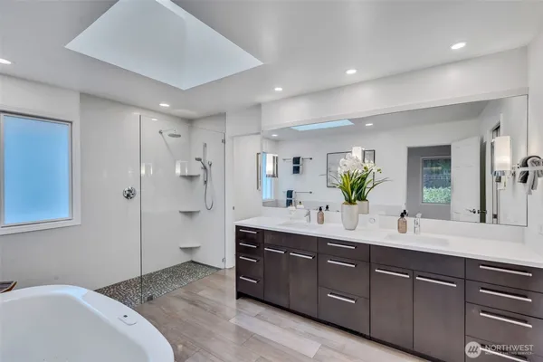$7,500 | 8402 Southeast 53rd Place, Mercer Island, WA 98040