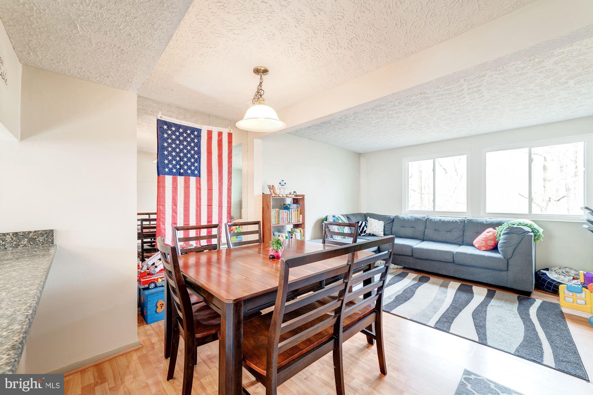 8072 Grandview Court Springfield, VA 22153 - Photo 6 of 26