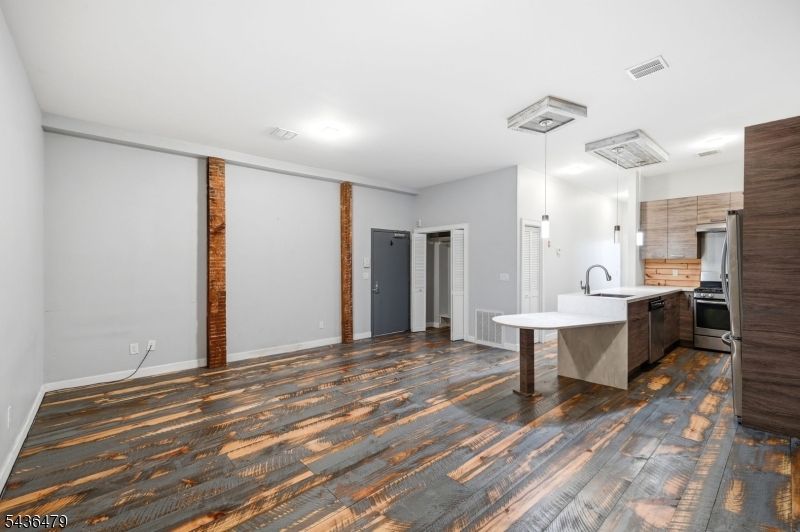 180 Spring Street, Unit 304 Newton, NJ 07860 - Photo 7 of 29