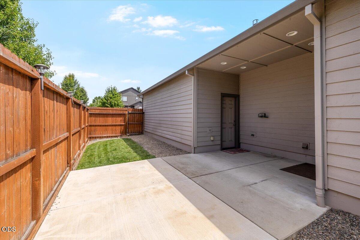 1403 Spring Street Medford, OR 97504 - Photo 19 of 20 Gallery Image 19