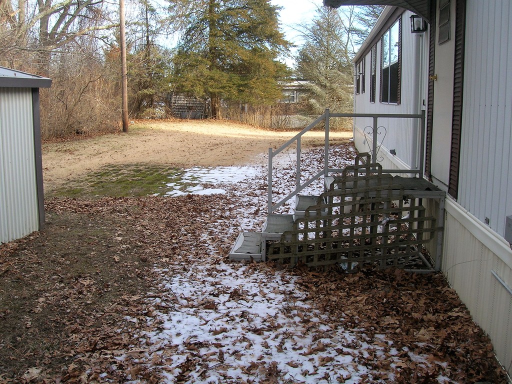 3 Upland Road Taunton, MA 02780 - Photo 2 of 10 Gallery Image 2