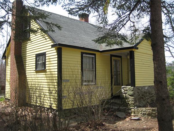 96 Hobbs Road Princeton, MA 01541 - Photo 1 of 1 a front view of a house with garden