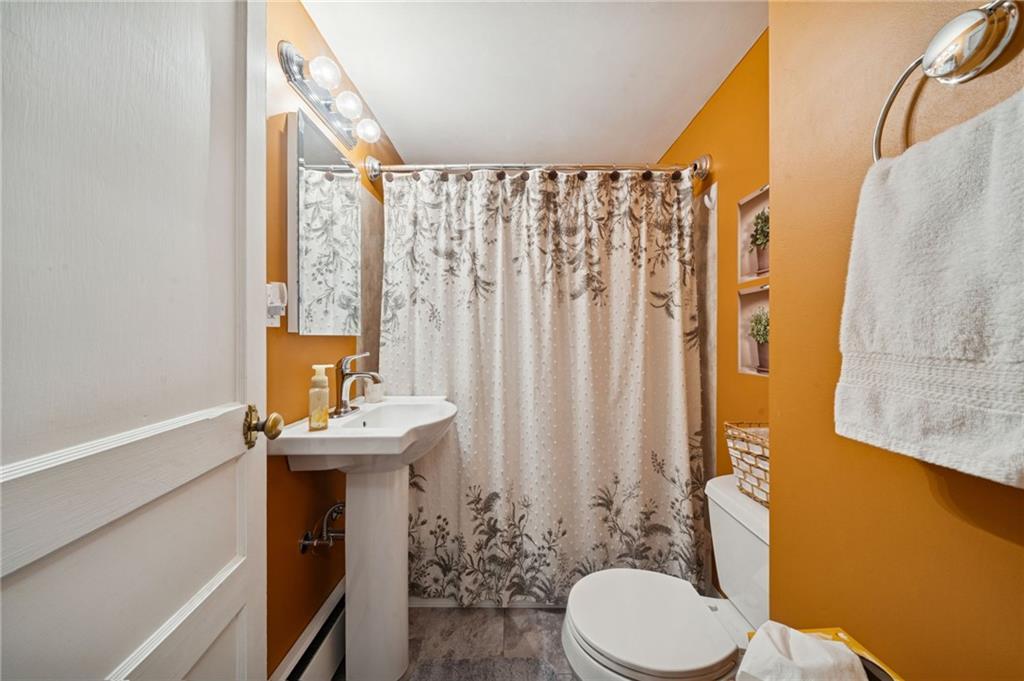 31 Locust Lane Pittsburgh, PA 15241 - Photo 20 of 35 a bathroom with a sink toilet and shower