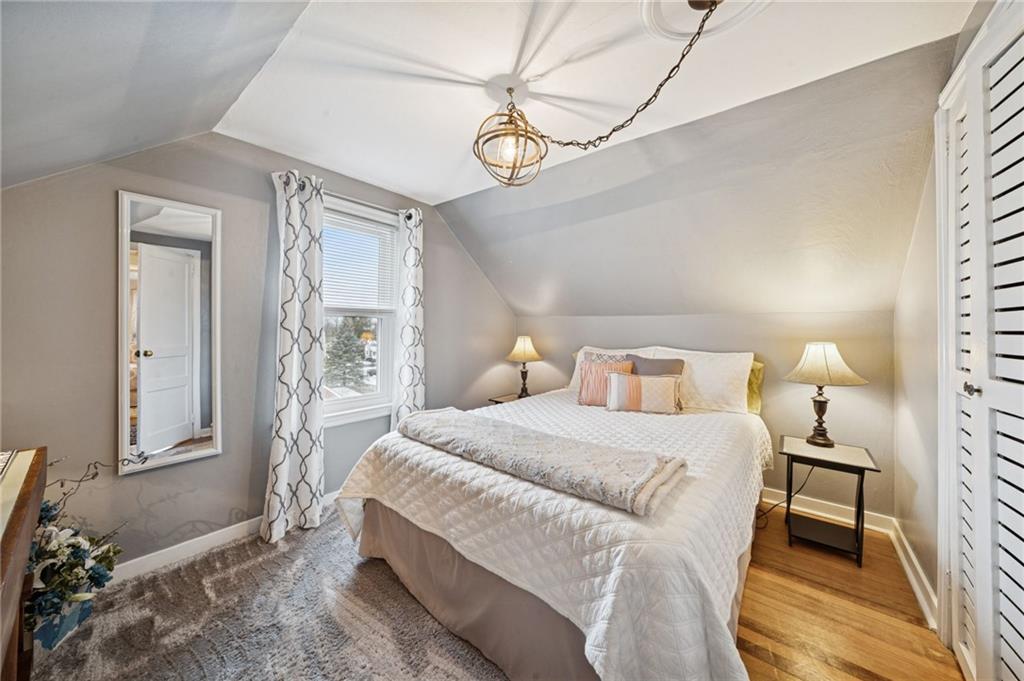 31 Locust Lane Pittsburgh, PA 15241 - Photo 21 of 35 a bedroom with a bed and a table in it
