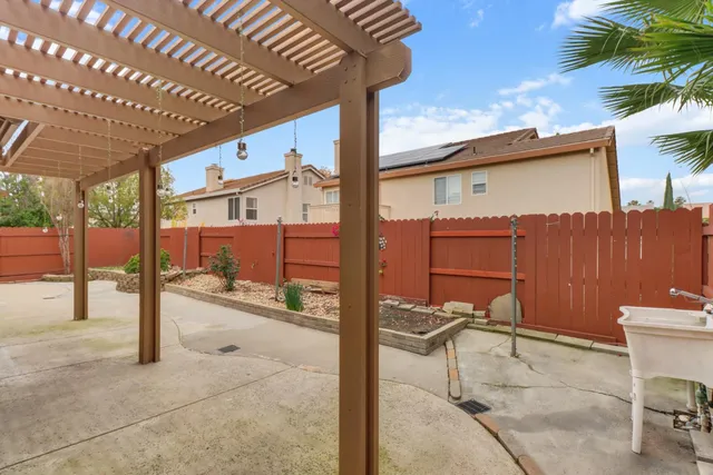 $569,500 | 5125 Fawn Hollow Way, Antelope, CA 95843