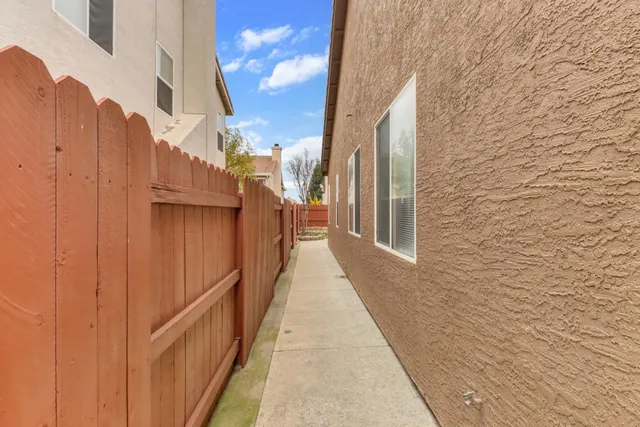 $569,500 | 5125 Fawn Hollow Way, Antelope, CA 95843