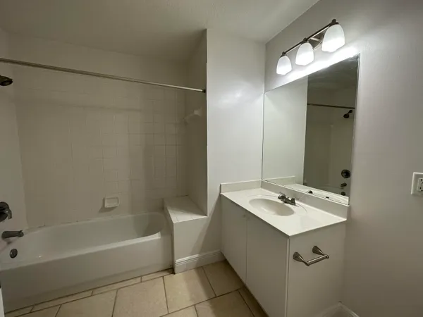$2,850 | 1203 Town Center Drive, Jupiter, FL 33458