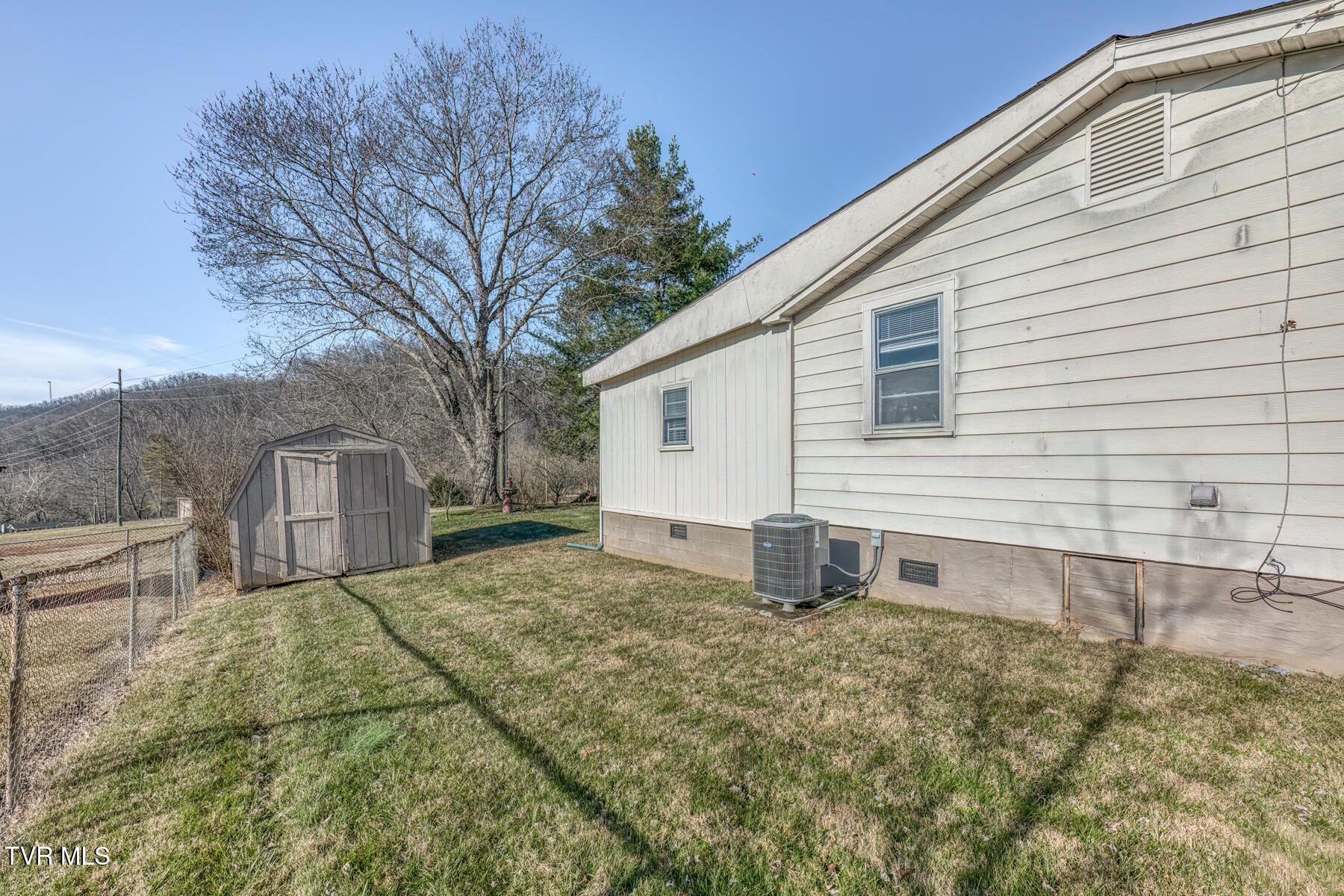1120 Barber Road Bristol, TN 37620 - Photo 19 of 20 1120 Barber Rd-23