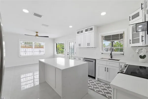 $449,900 | 2117 West Kentucky Avenue, Tampa, FL 33607