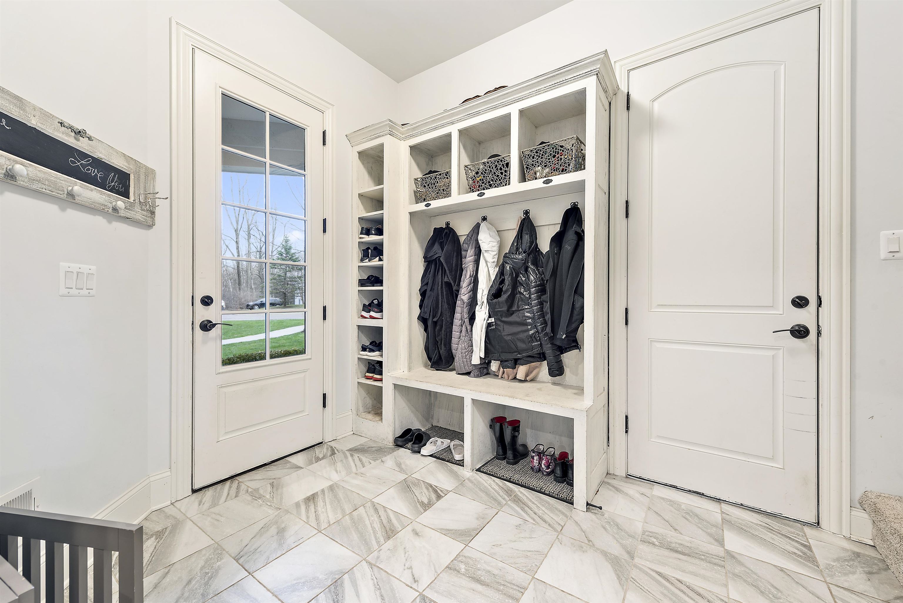 7671 Maple Ridge Drive Clarkston, MI 48346 - Photo 39 of 94 1898840-38.JPG