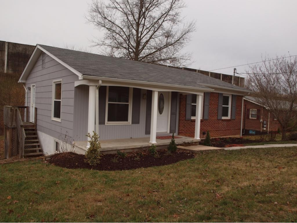 206 Green Valley Road Bristol, VA 24202 - Photo 1 of 7 Photo 1