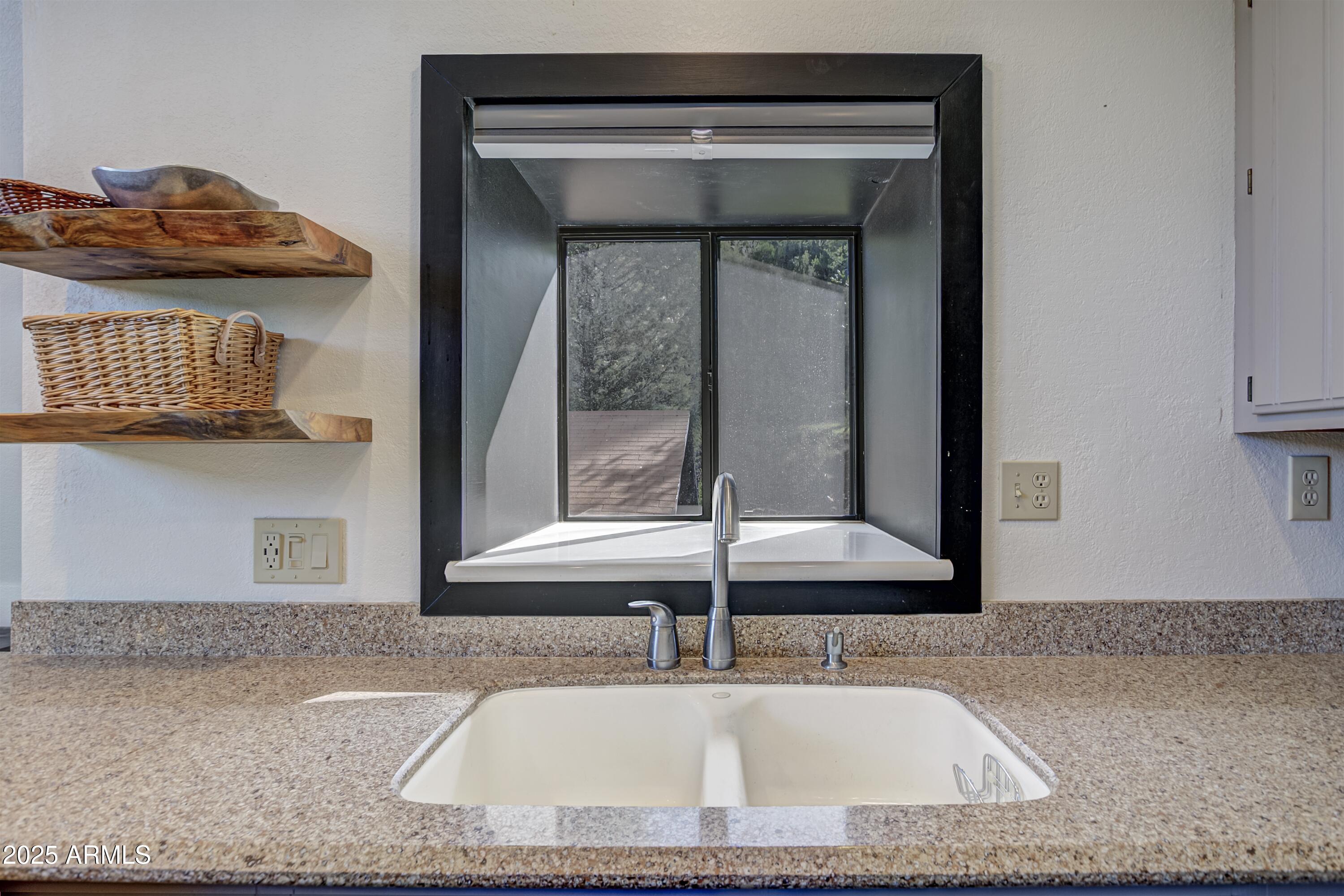 4763 Ernies Road Strawberry, AZ 85544 - Photo 22 of 50 a view of a kitchen sink