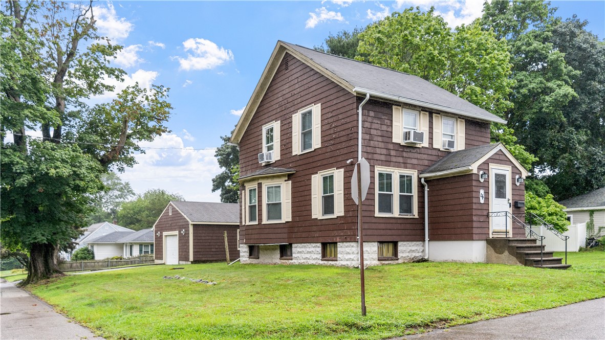 4 Whitcomb Road East Providence, RI 02915 - Photo 1 of 25 Gallery Image 1