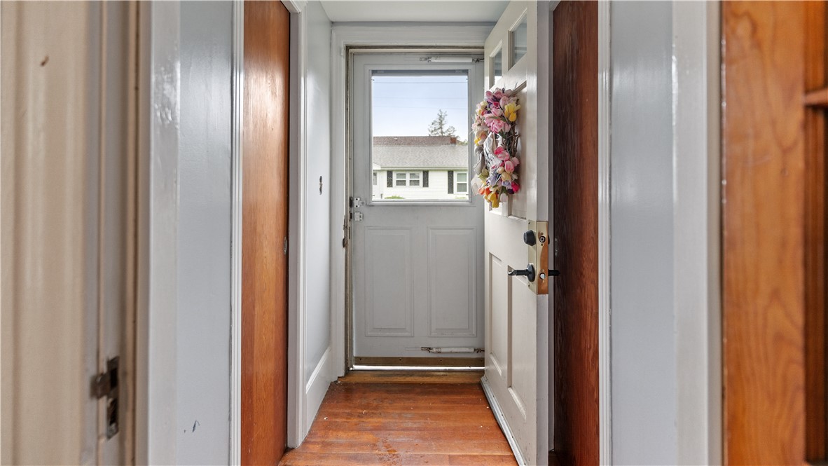 4 Whitcomb Road East Providence, RI 02915 - Photo 18 of 25 Gallery Image 18