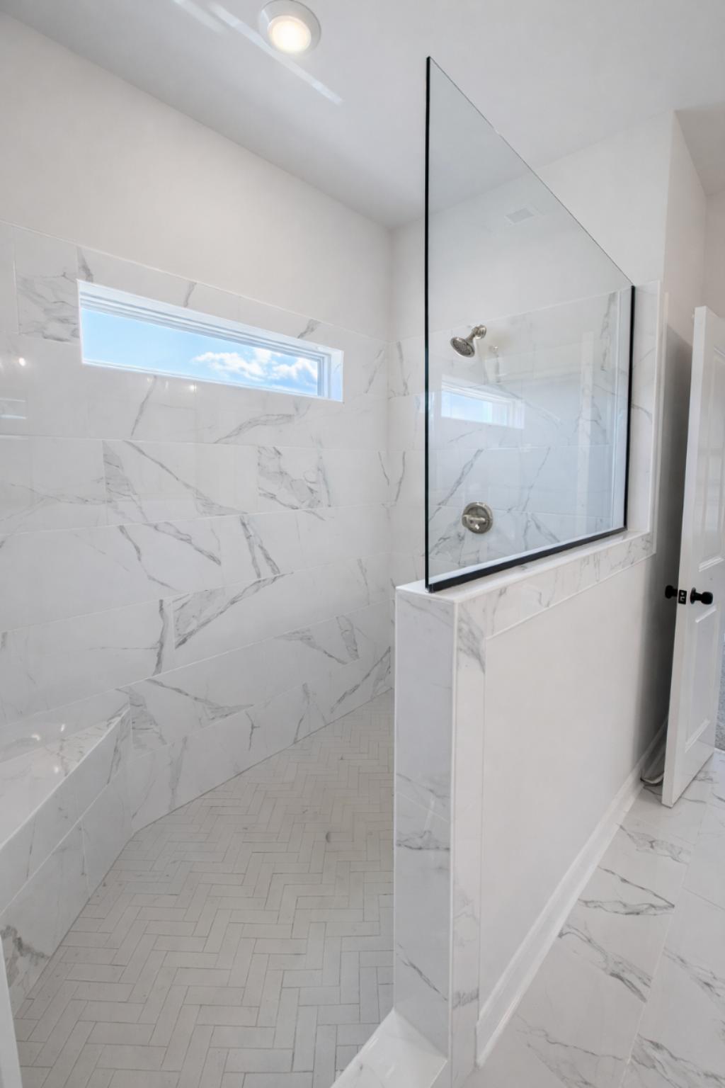 5828 Guardian Way, Unit 10 Hixson, TN 37343 - Photo 9 of 14 Primary Shower