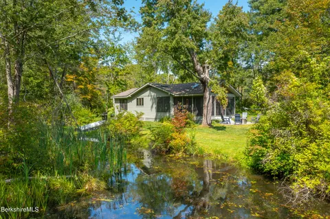 $875,000 | 10 Phelps Road, Monterey, MA 01245