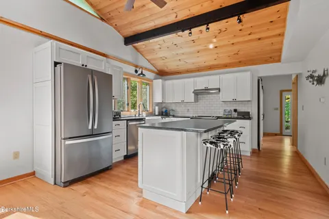 $875,000 | 10 Phelps Road, Monterey, MA 01245