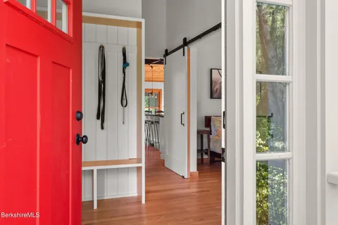 $875,000 | 10 Phelps Road, Monterey, MA 01245